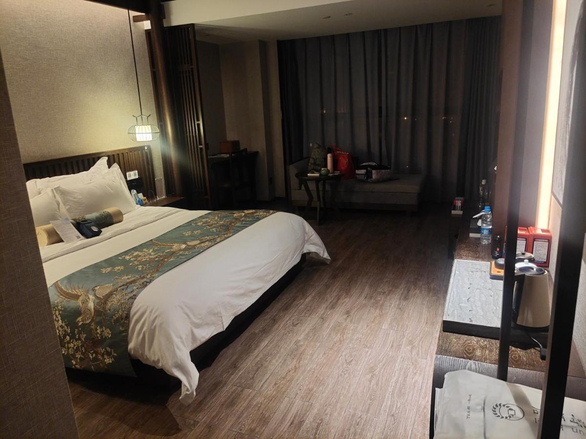 Marbella Express Hotel Manila Eksteriør billede